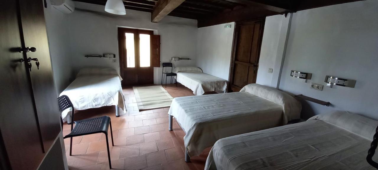 Albergue Turistico "San Blas" De Oliva De Plasencia מראה חיצוני תמונה
